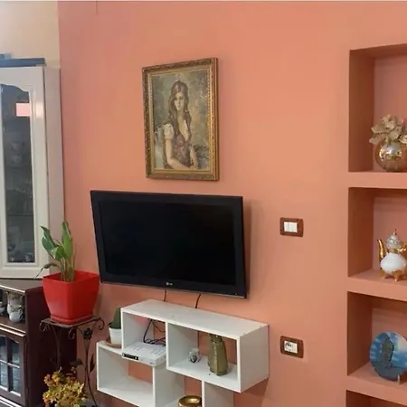 Terracotta House 1 *