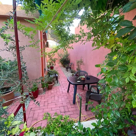 Terracotta House 1